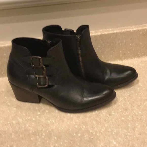 Shorty Boots With Inside Zipper - Picture 2 of 7